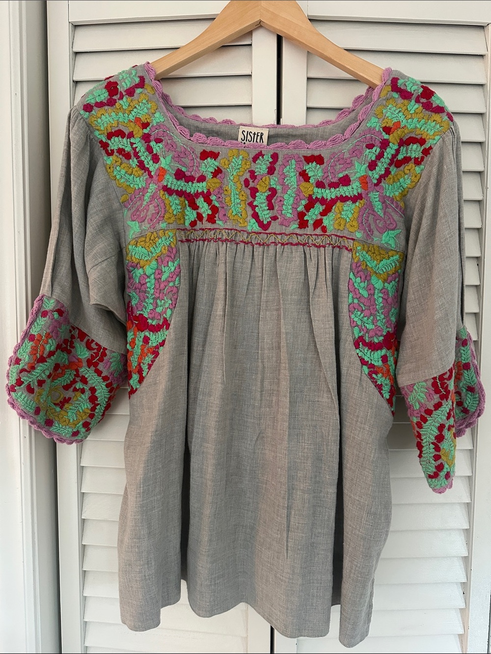 SISTER Embroidered Gray Boho Peasant Blouse with Multicolor Accents